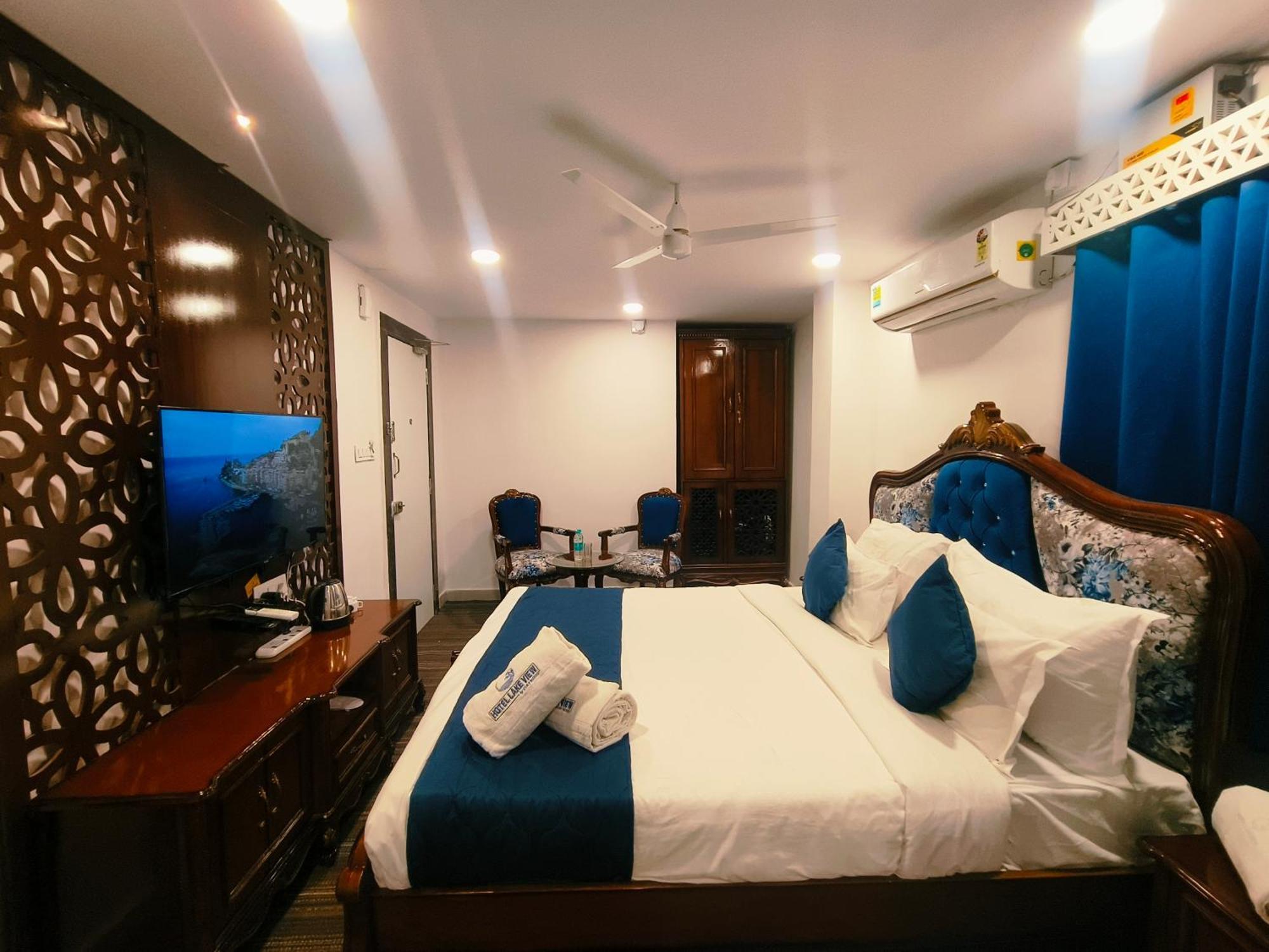 Hotel Lake View Airport Zone Хидерабад Екстериор снимка